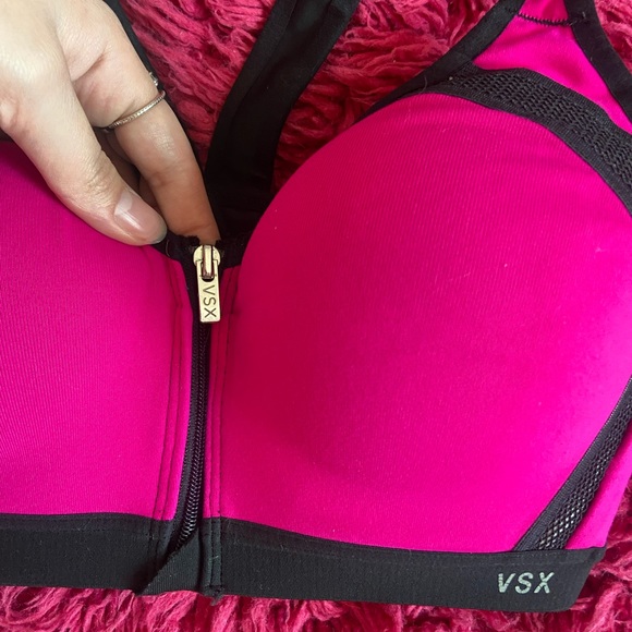 2 32C Victoria Secret Pink bra bundle - Picture 2 of 11